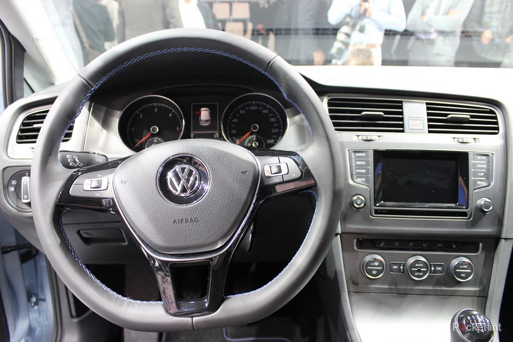 volkswagen golf vii pictures and hands on image 9