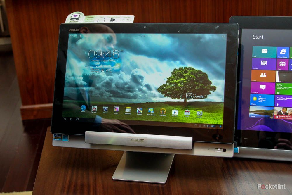asus transformer aio p1801 is a win 8 desktop by day giant android tablet by night we go hands on image 3