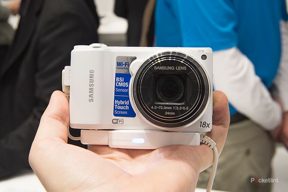 Samsung WB250F pictures and hands-on