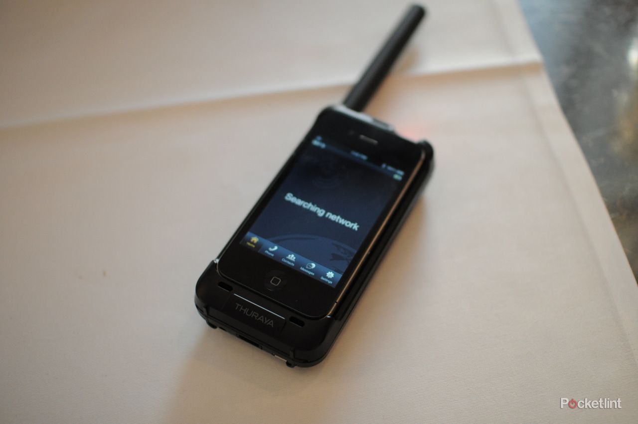 Thuraya SatSleeve pictures and hands-on
