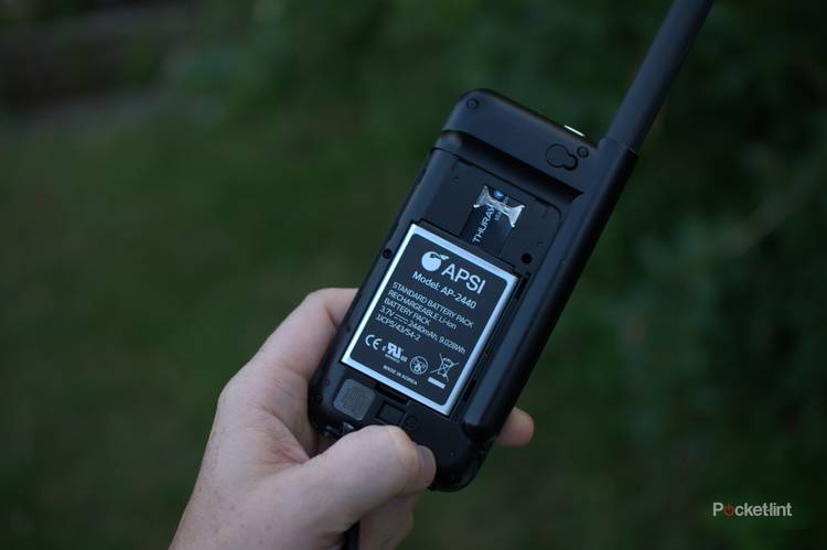 Adaptateur Satellite Thuraya SatSleeve Pour IPhone 4/4s – Communication Mondiale