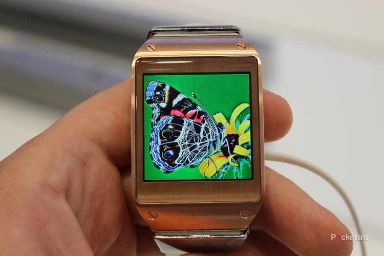 Hands on Samsung Galaxy Gear Review Killing Time With The New Smartwatch hands-on-samsung-galaxy-gear-review-killing-time-with-the-new-smartwatch