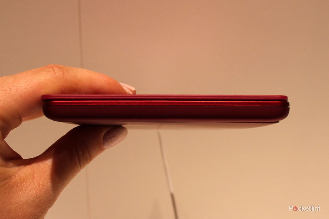 Sony Reader PRS-T3 pictures and hands on