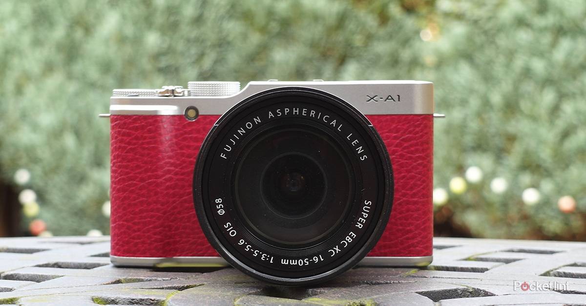 124007-cameras-review-fujifilm 