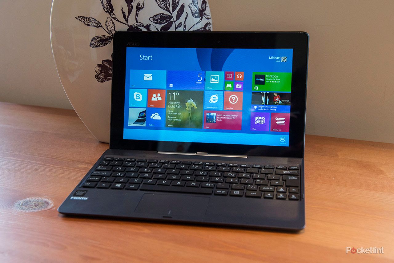 124805-laptops-review-asus-