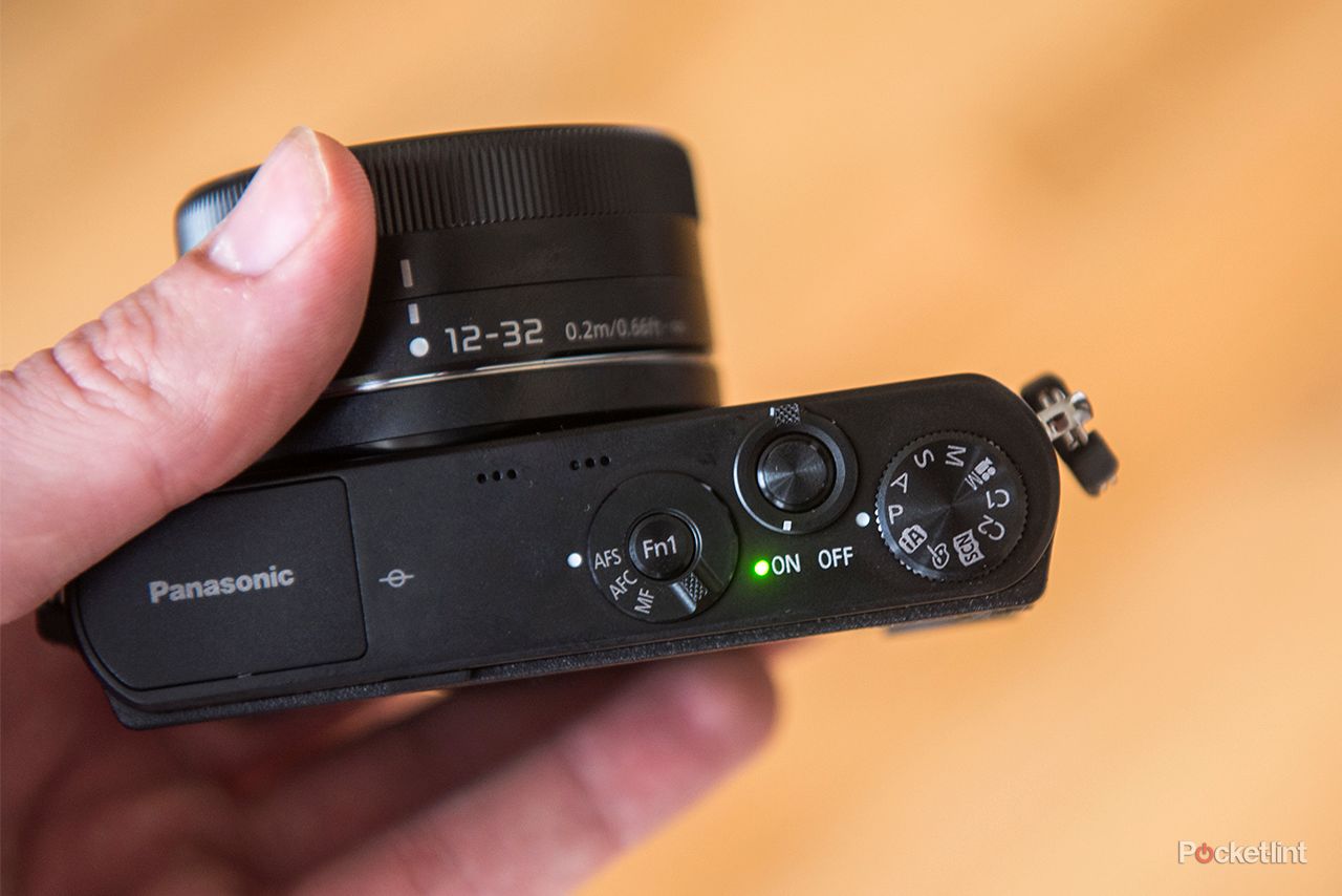 Panasonic LUMIX GM1ブラック【ショット数4079回】 Panasonic LUMIX GM1ブラック【ショット数4079回】 デジタルカメラ