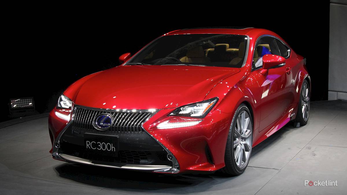 Lexus RC 300h pictures and hands-on