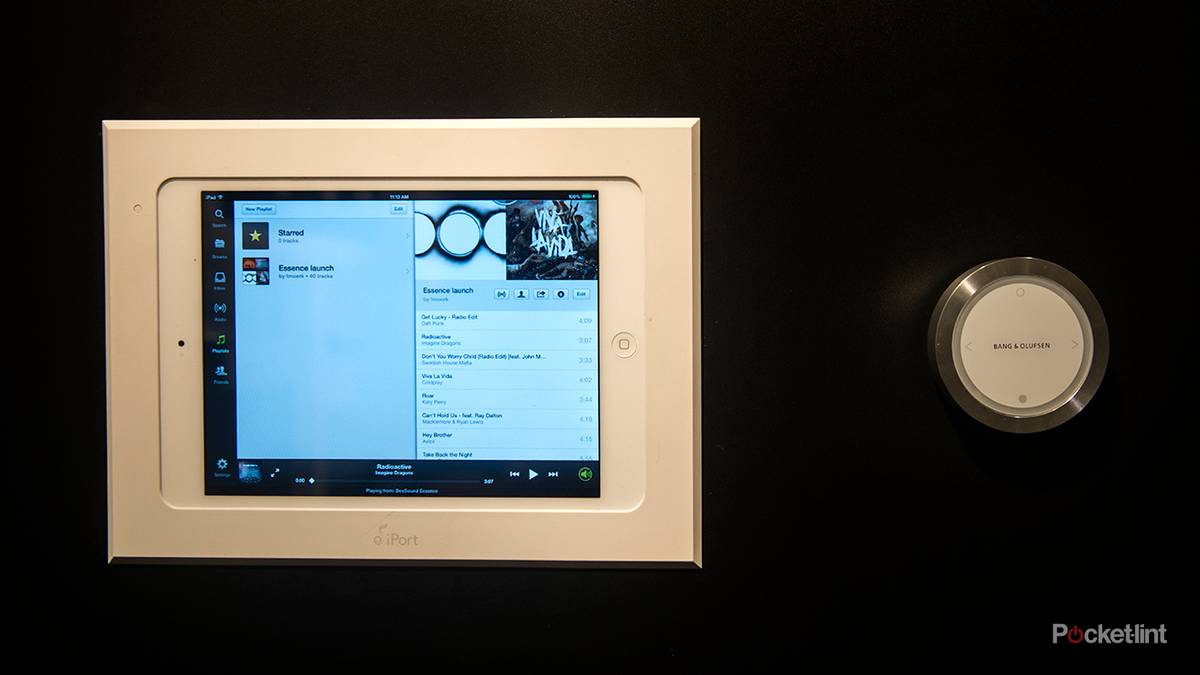 Bang & Olufsen Beosound Essence MK2 Avec émetteur Beolab 1 – Audio Blanc