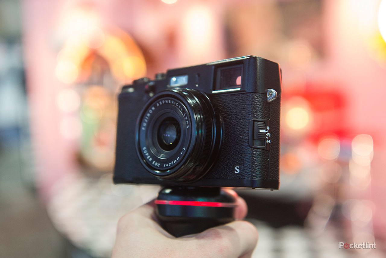 Fujifilm X100S Black pictures and hands-on