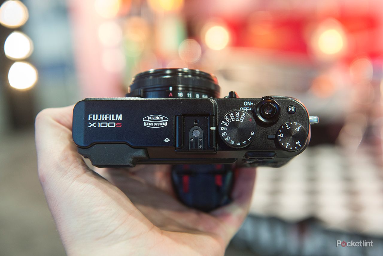 Fujifilm X100S Black pictures and hands-on
