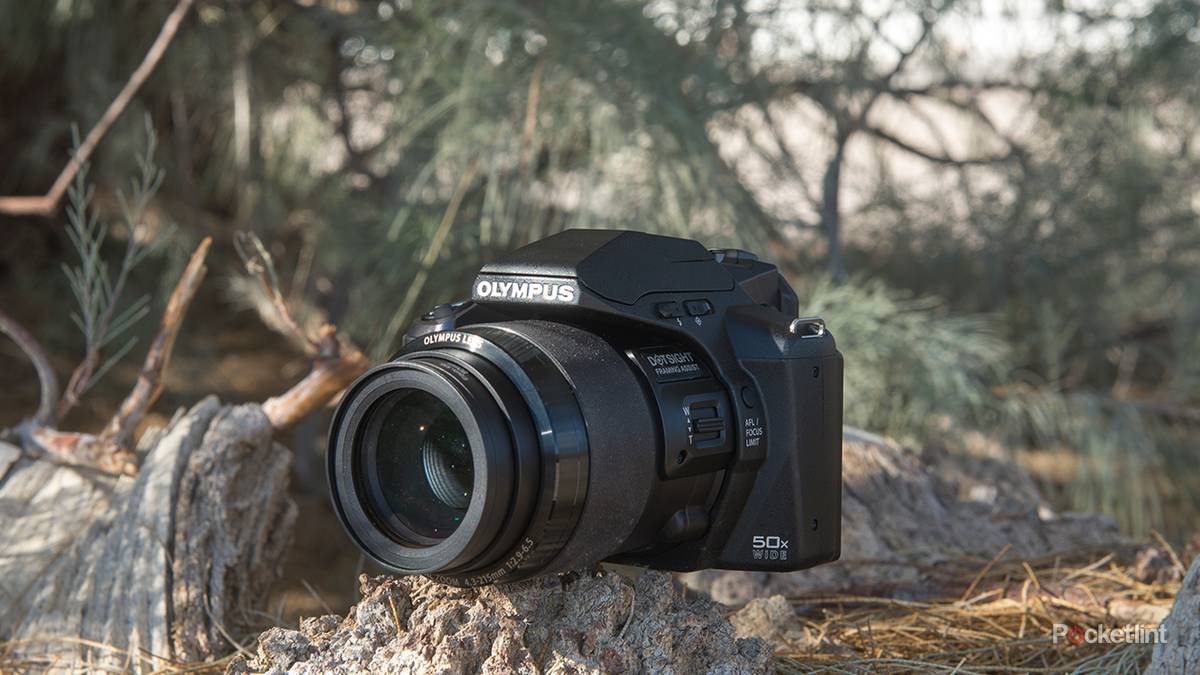 Hands-on: Olympus Stylus SP-100EE review