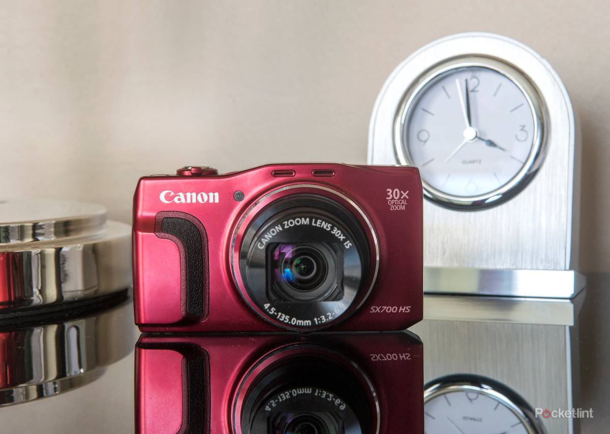 128819-cameras-review-canon- 