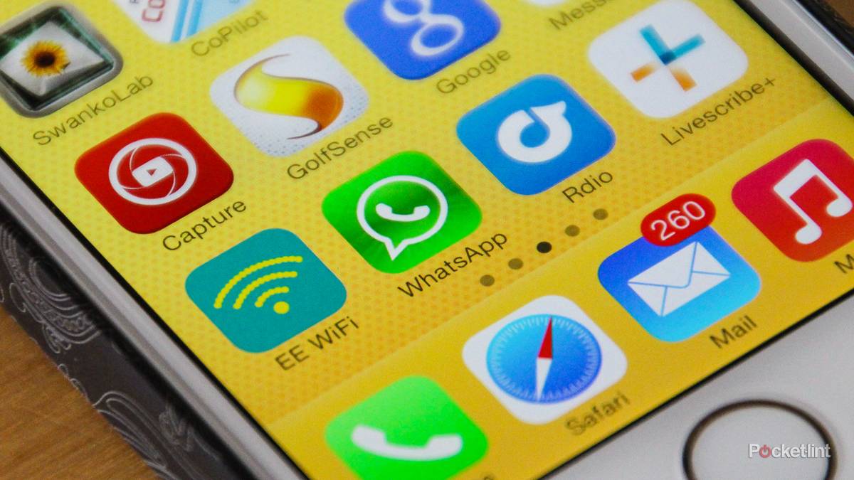 Ruffle Ios iOS 8 features ruffle a few feathers, WhatsApp CEO accuses Apple of ...