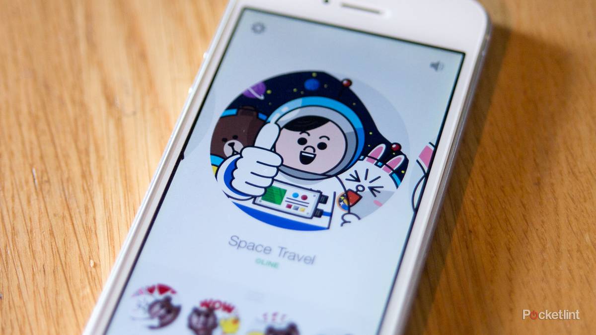 Line Selfie Sticker app creates pictures of yourself that you'll want ...