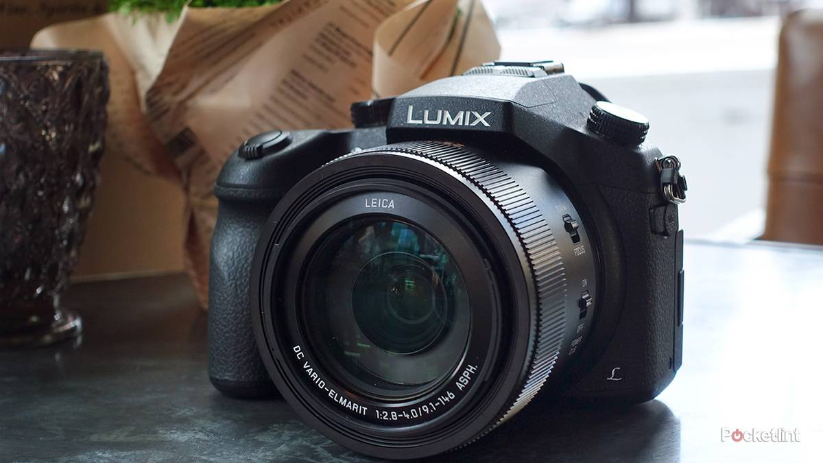 Panasonic Lumix FZ1000 review
