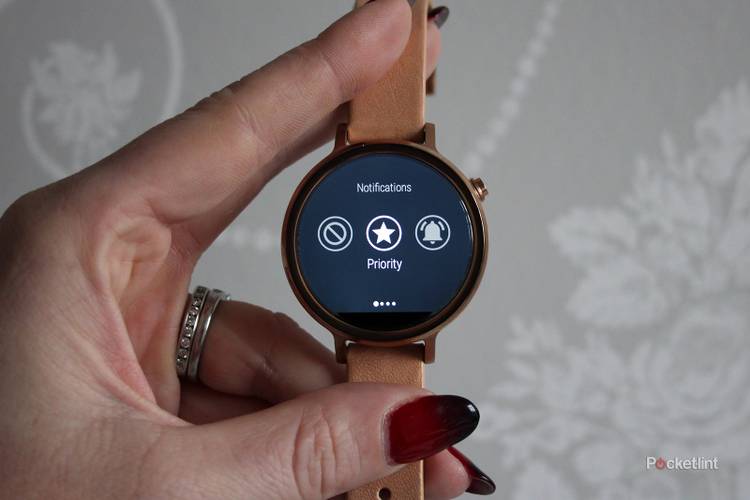 Android Wear review: The smartwatch platform?