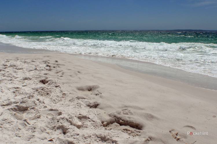 Future Batteries Coming Soon Charge In Seconds Last Months And Power Over The Air image 20