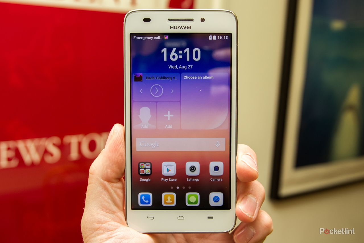 Huawei Ascend G620S hands-on: 5-inches of SGS5-alike on a budget