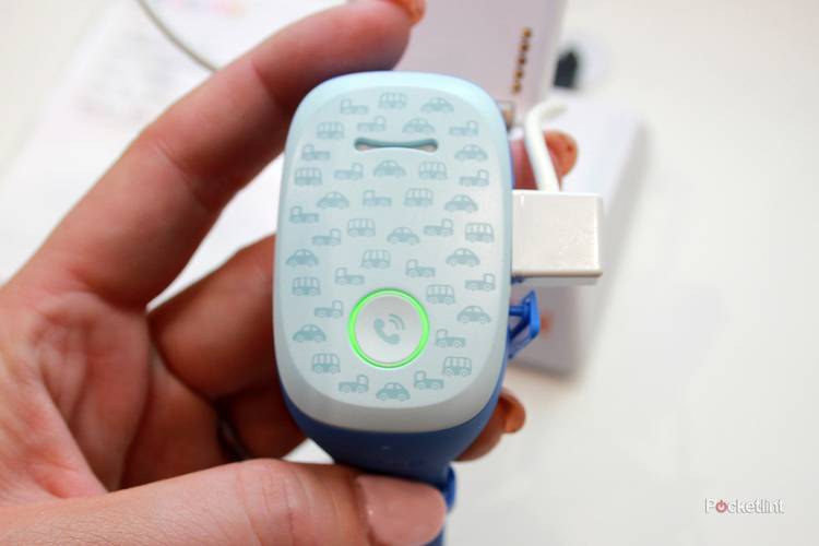 LG Kizon smartwatch lets you directly call and track your little ones ...