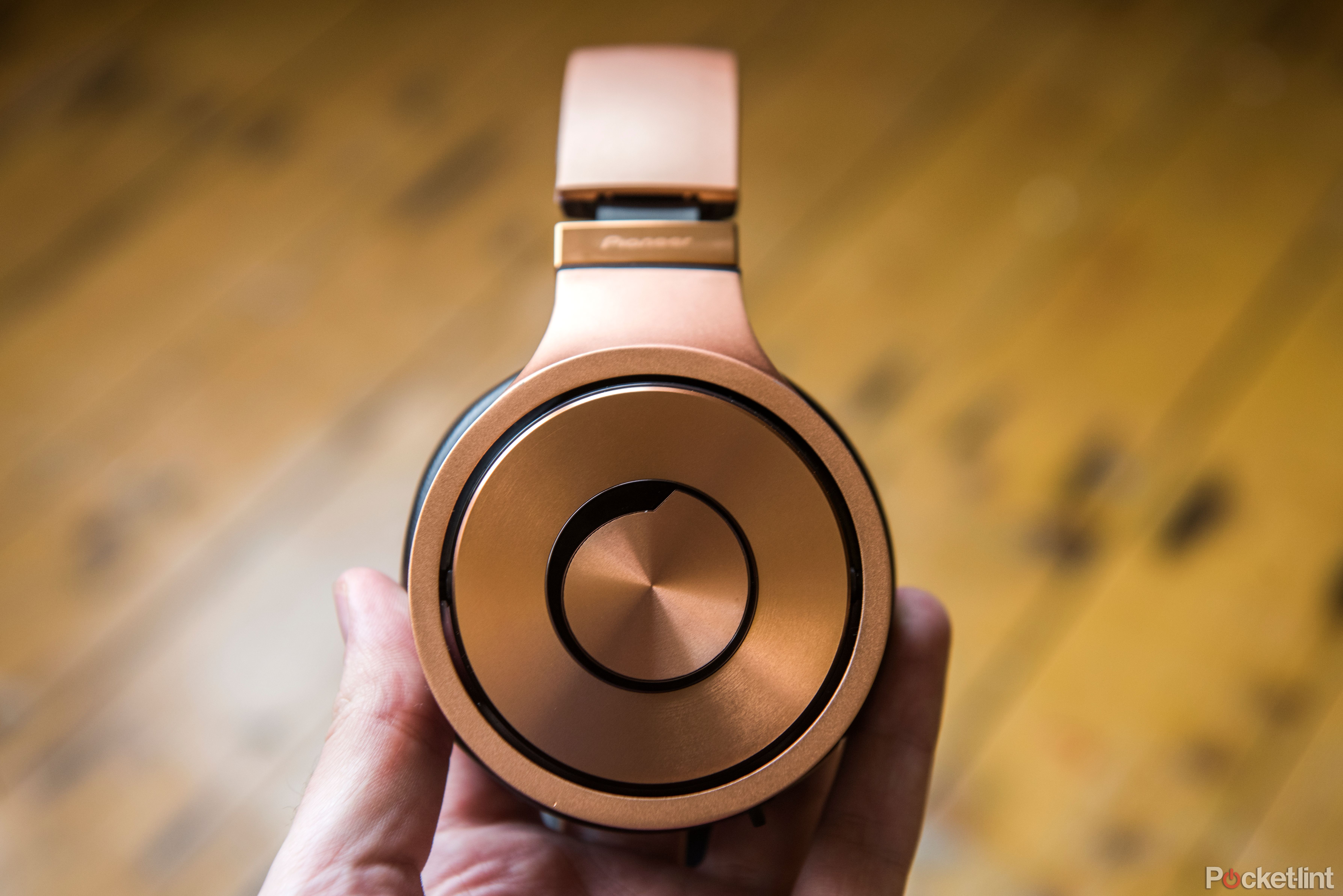 Pioneer SE-MX9 review