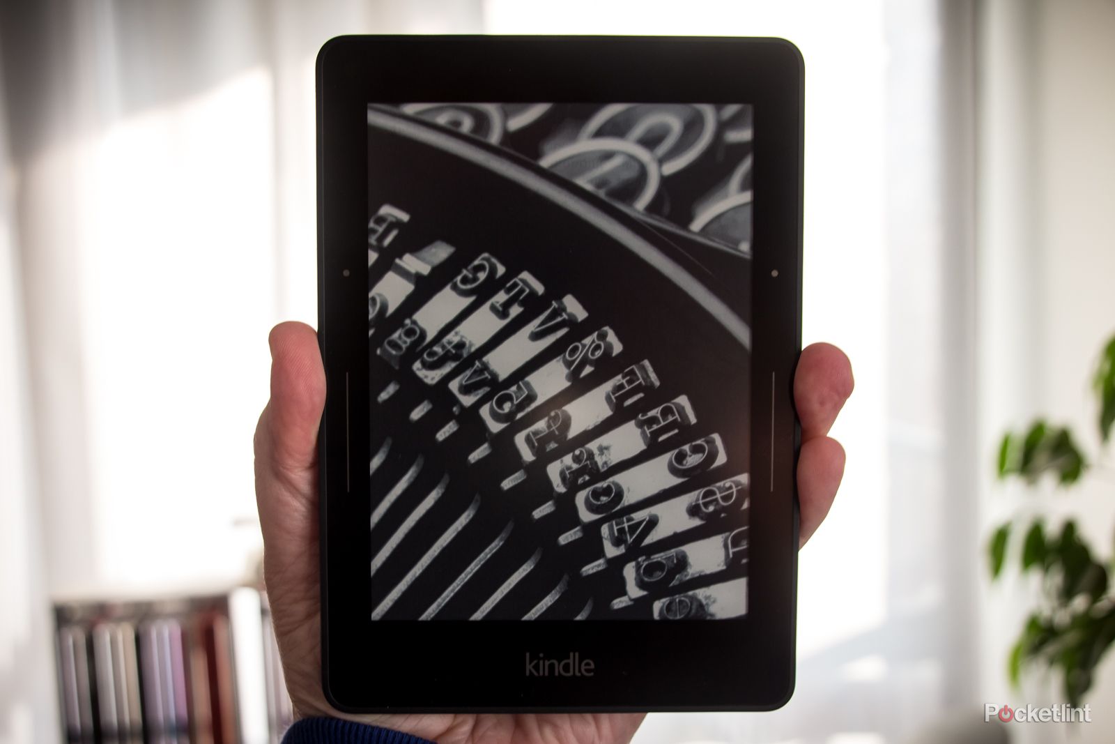 Amazon Kindle Voyage review: A first-class trip