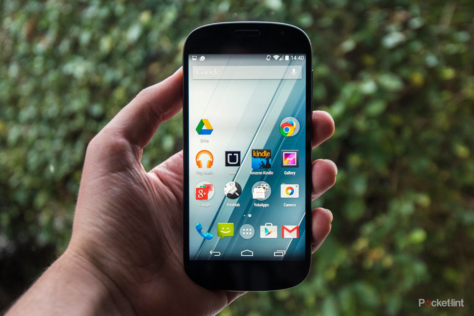 YotaPhone 2 review: Dual-screen phone will split the crowd