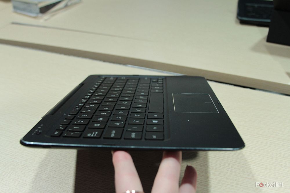 asus transformer book chi series pictures and hands on t300 t100 and t90 image 14