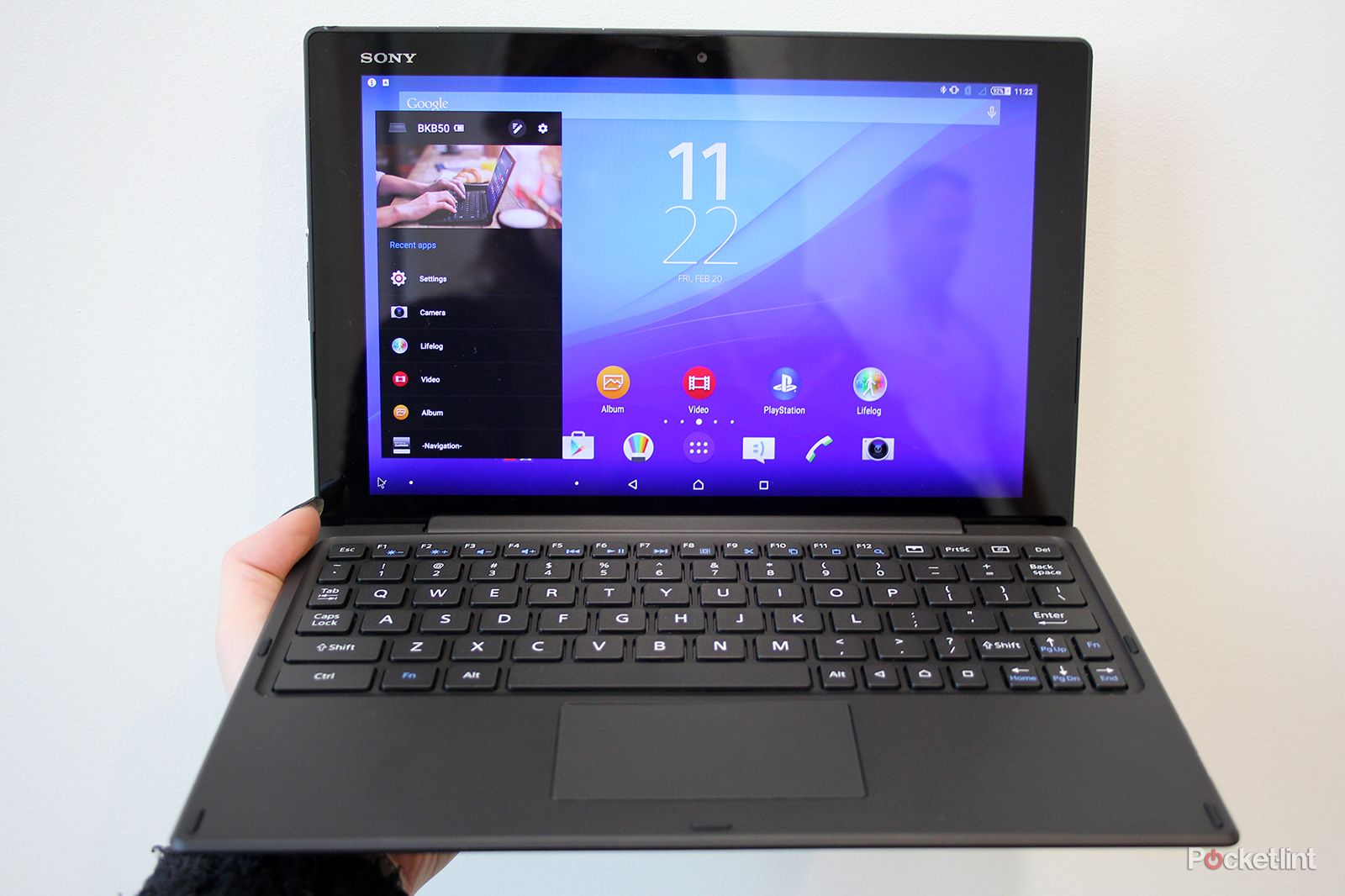 PC周辺機器 SONY - BKB50 for Xperia Z4 Tablet img01_05.jpg