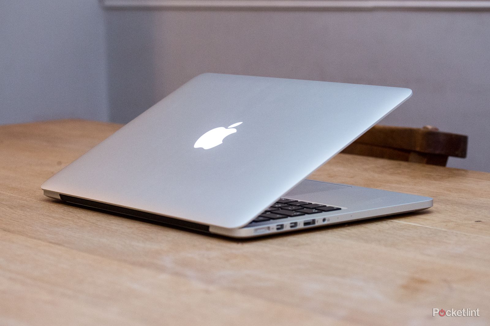 【美品】MacBook Pro Retina 13インチ Early 2015 Amazon | 【整備済み品】Apple MacBook Pro Retina Early 2015