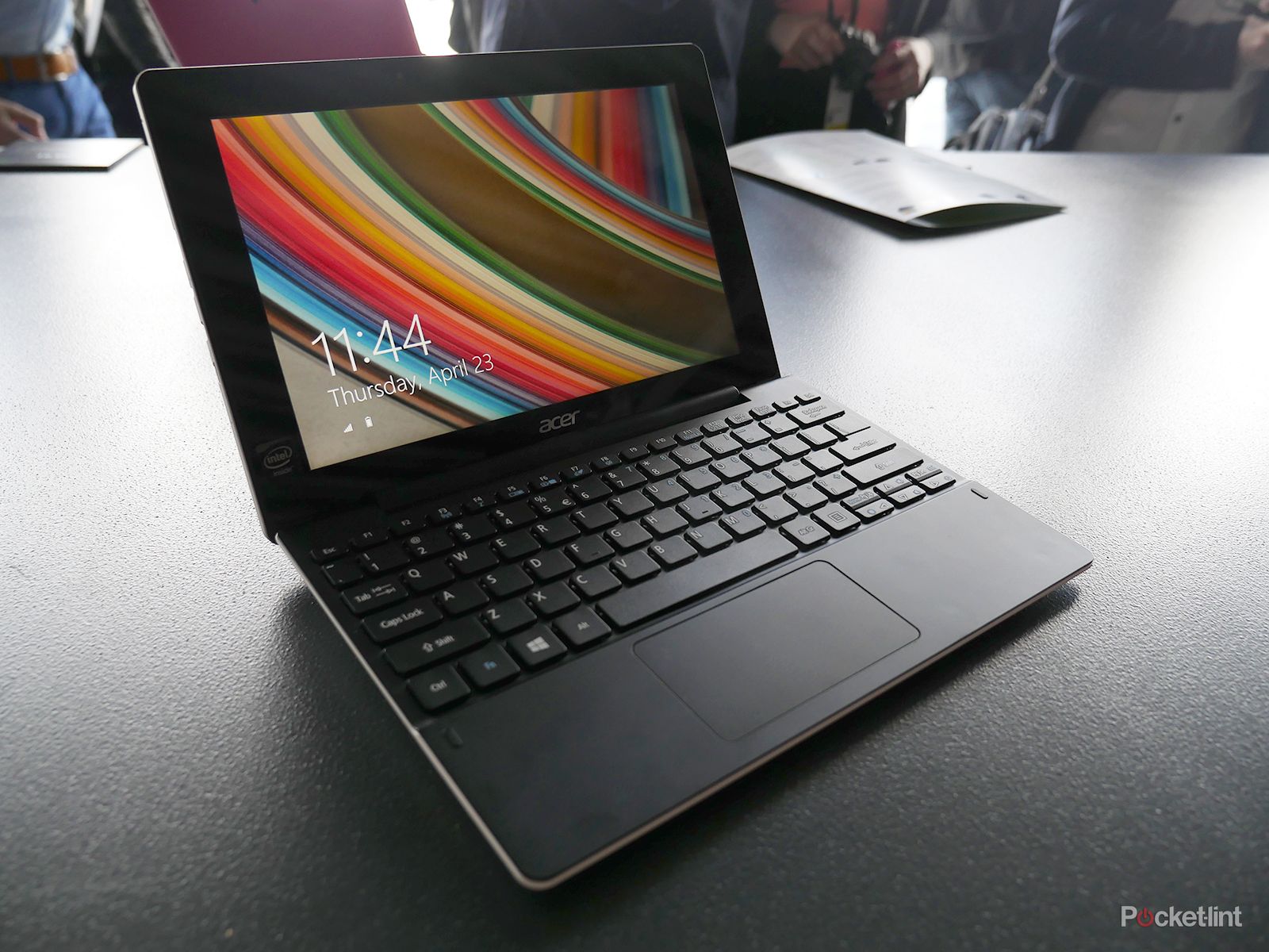 Acer Aspire Switch 10 E: The bold yet budget 2-in-1 (hands-on)