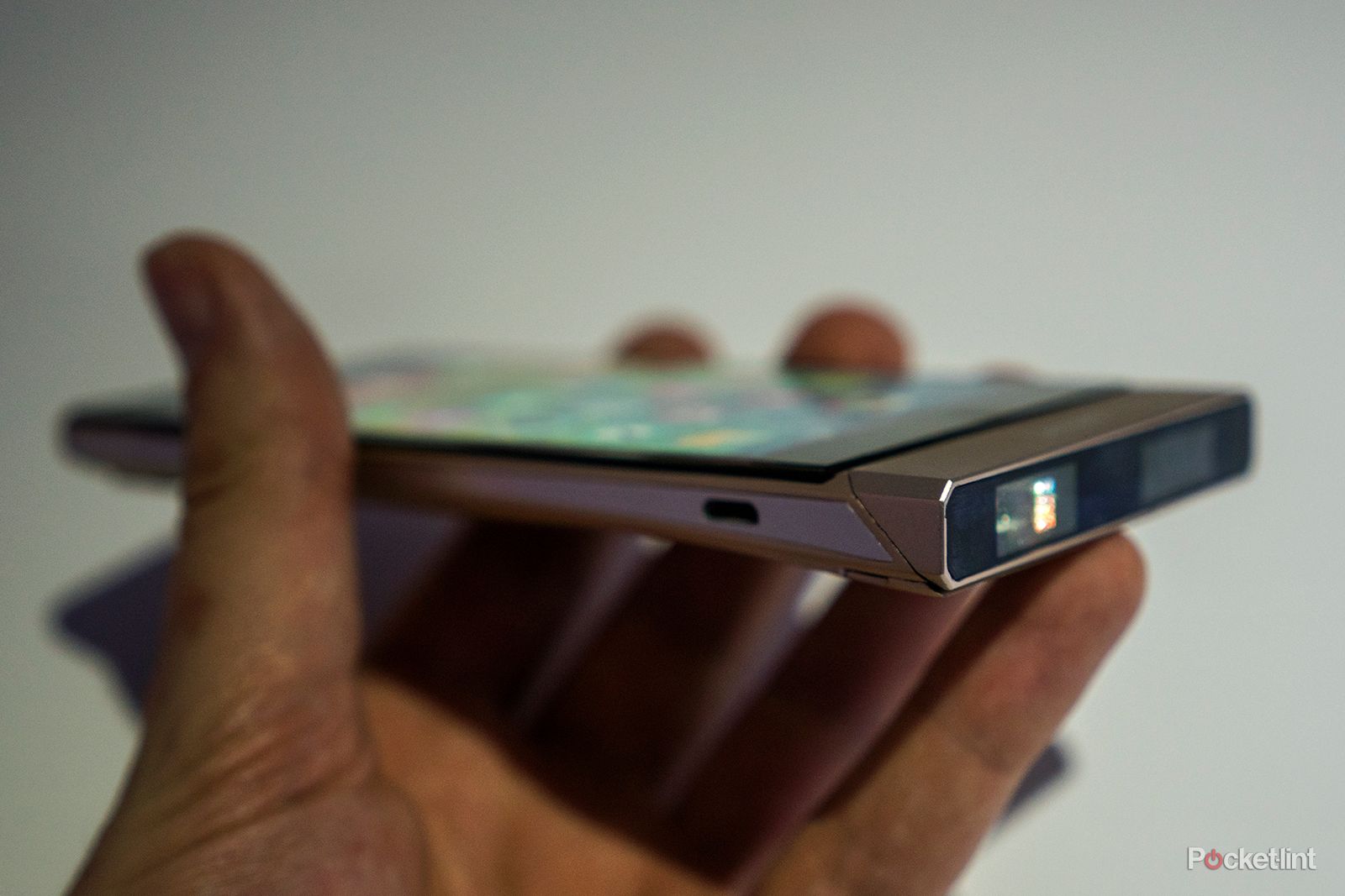 Lenovo Smart Cast: Projector phone fun and gimmicks