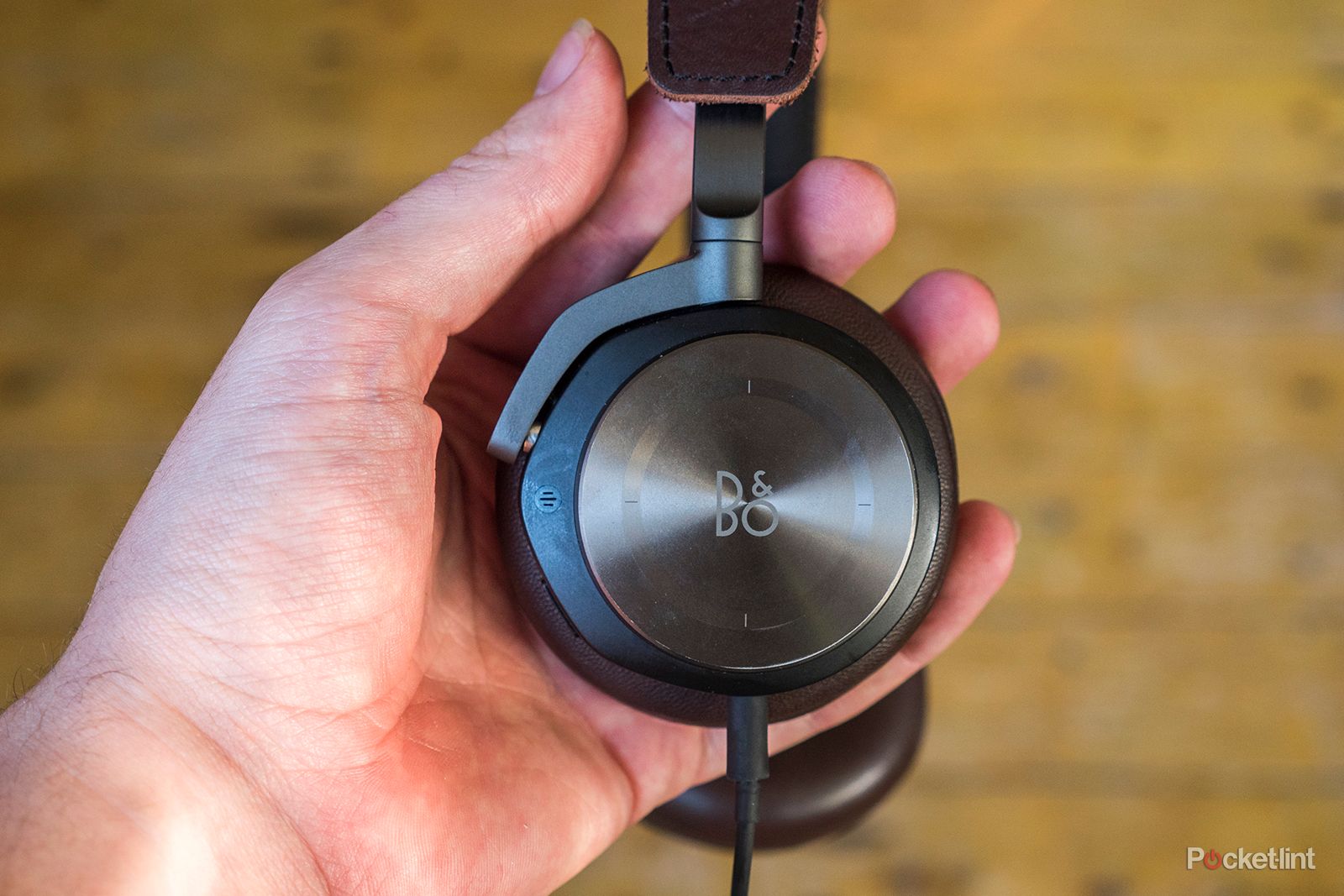 Bang & Olufsen BeoPlay H8 review: Bang & Oh the price