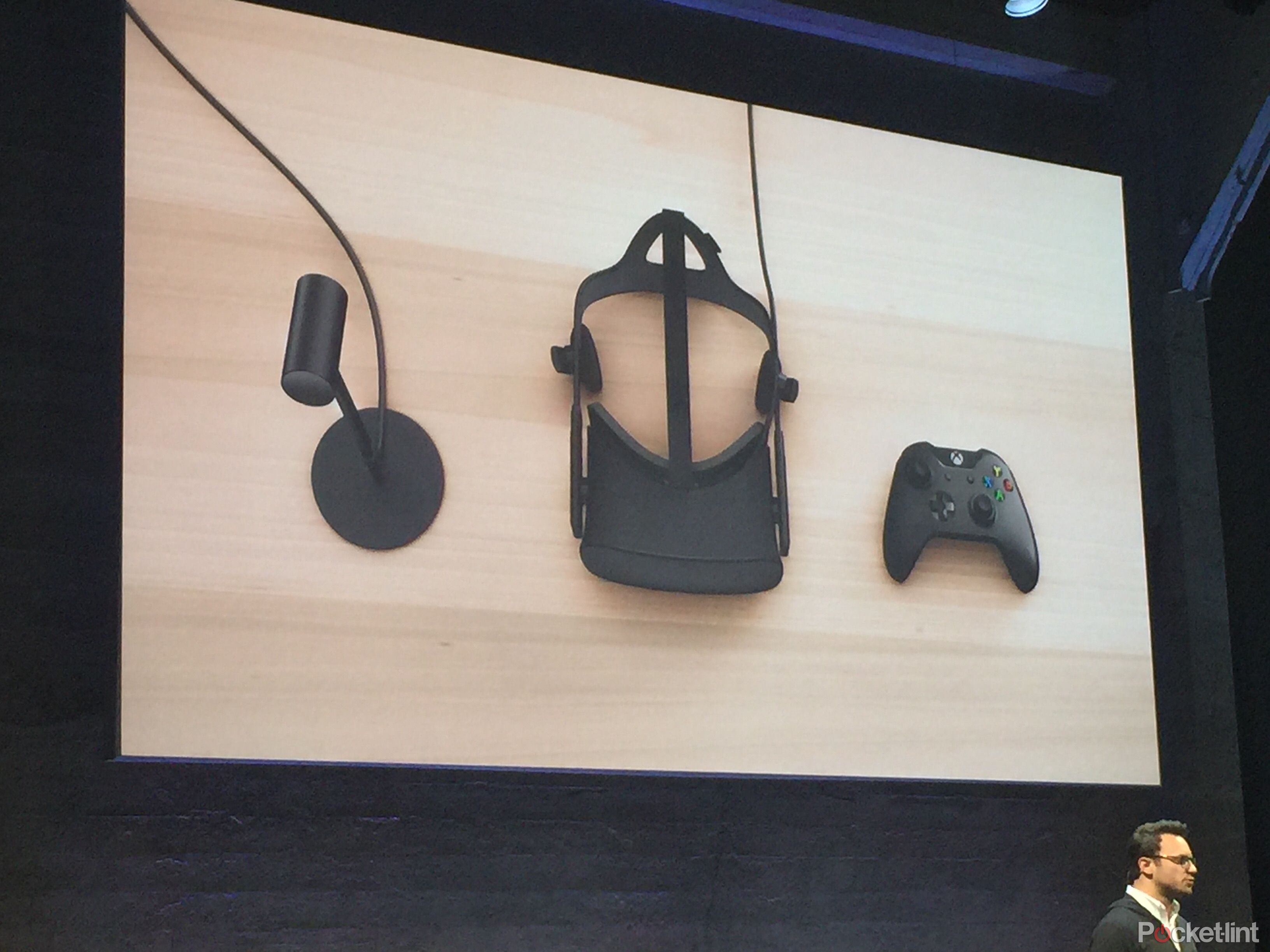 it s finally here oculus vr unveils consumer rift coming in early 2016 image 19