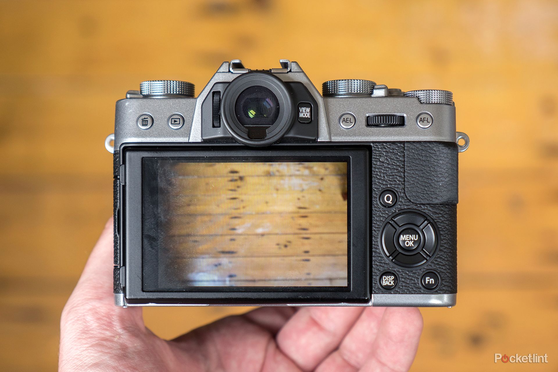 Fujifilm X-T10 review: Retro done right