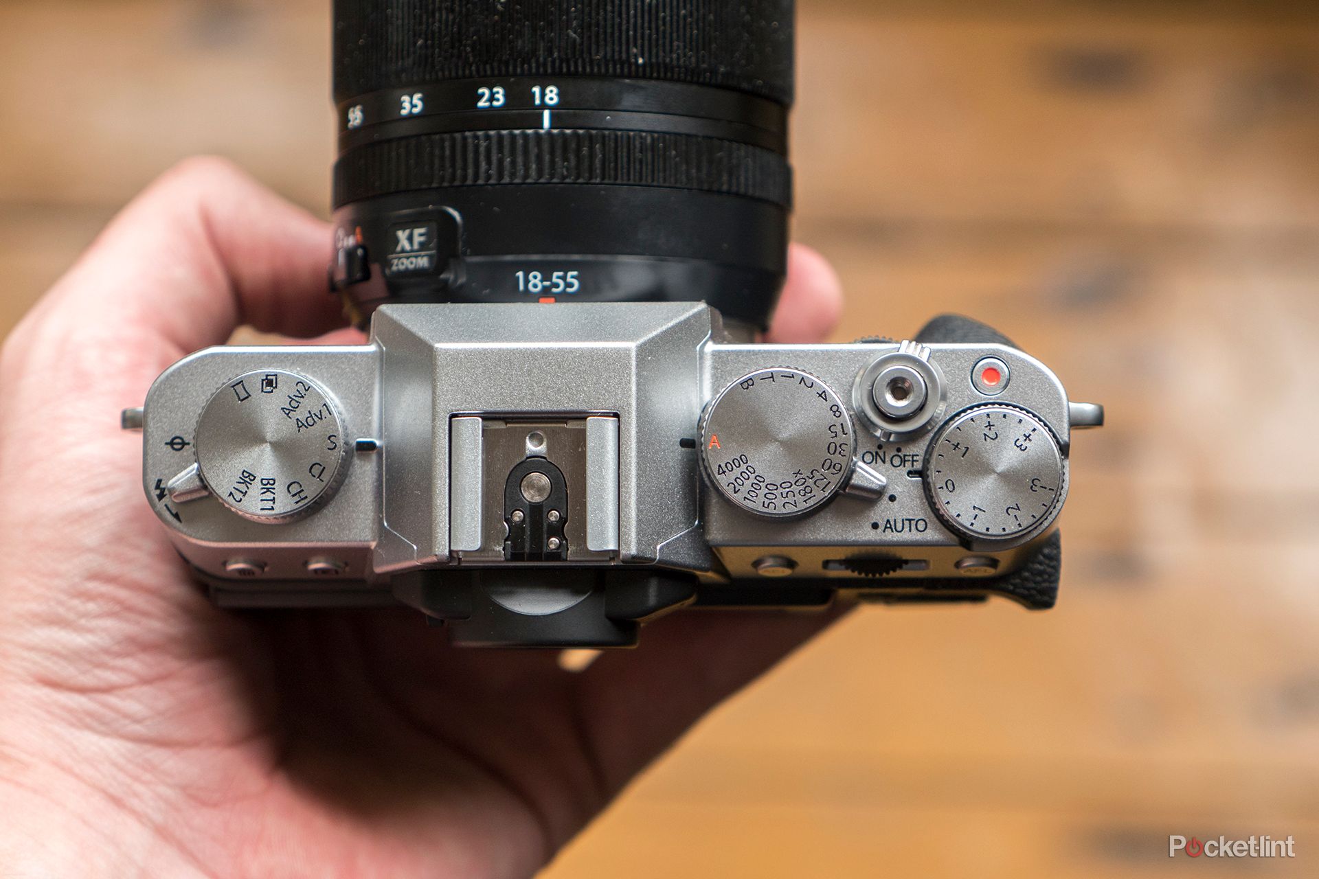 Fujifilm X-T10 review: Retro done right