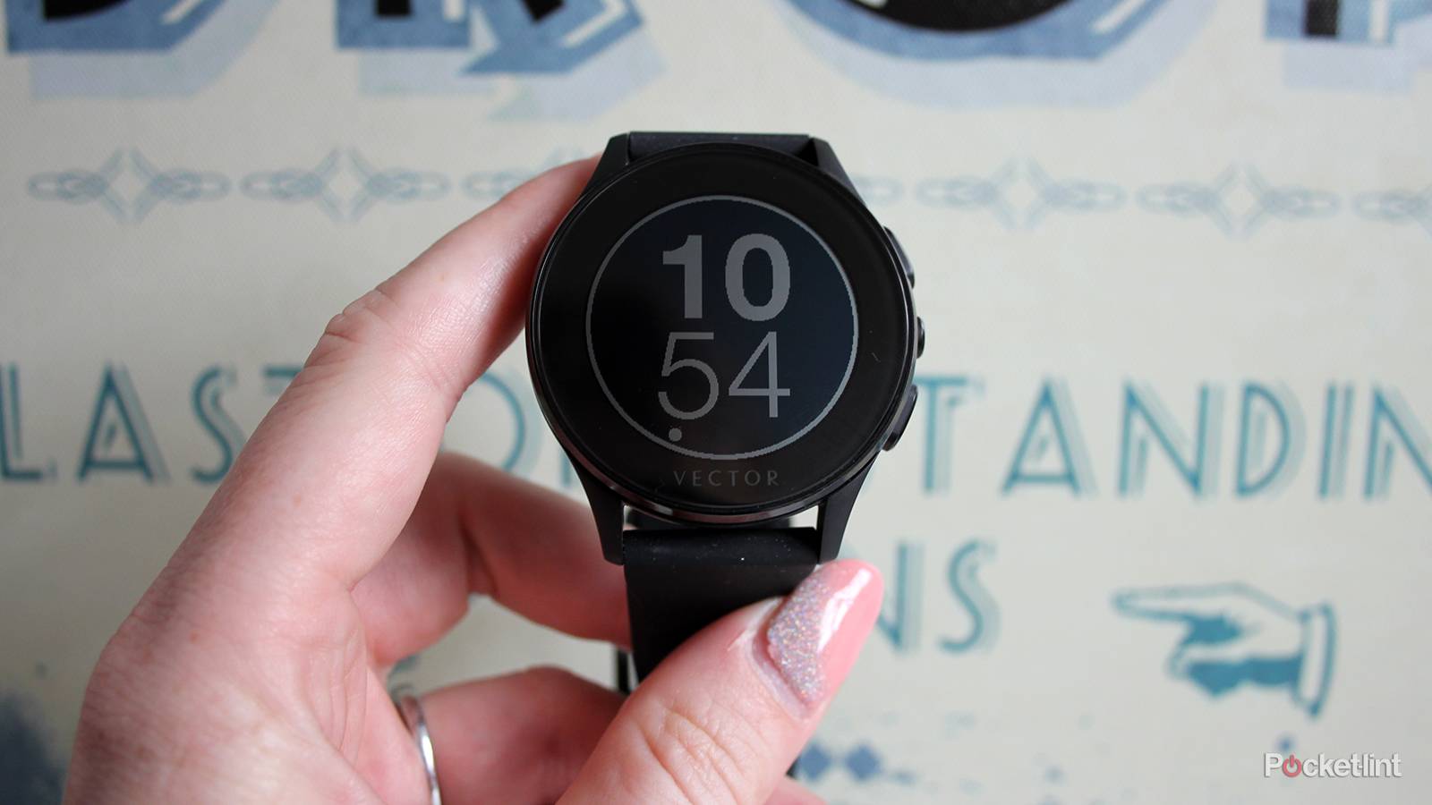 Vector Luna Watch review: Simple but stylish