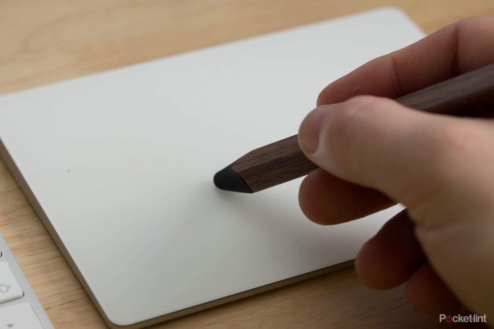 apple magic trackpad 2 review image 7