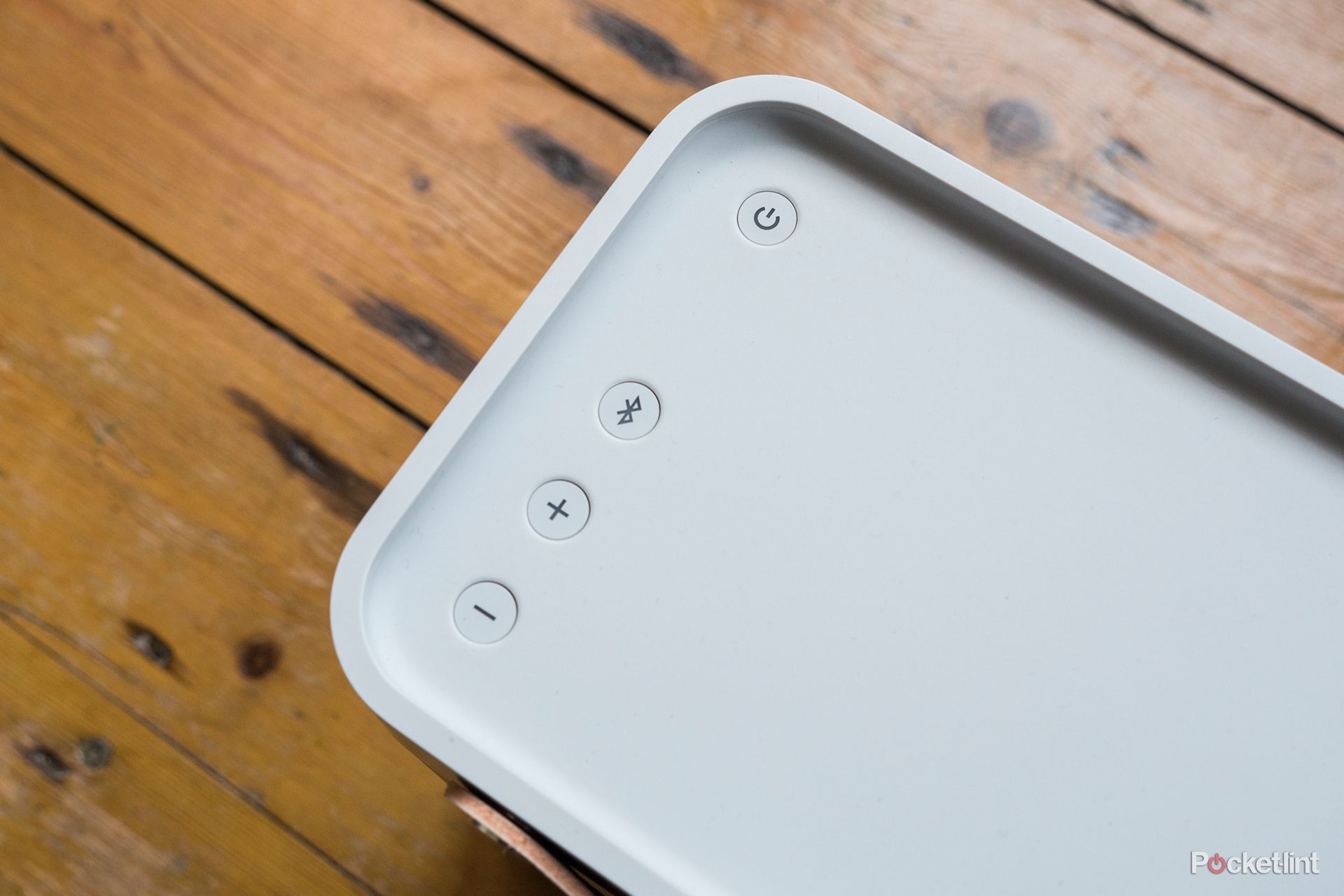 Bang & Olufsen Beolit 15 review: Portable picnic party