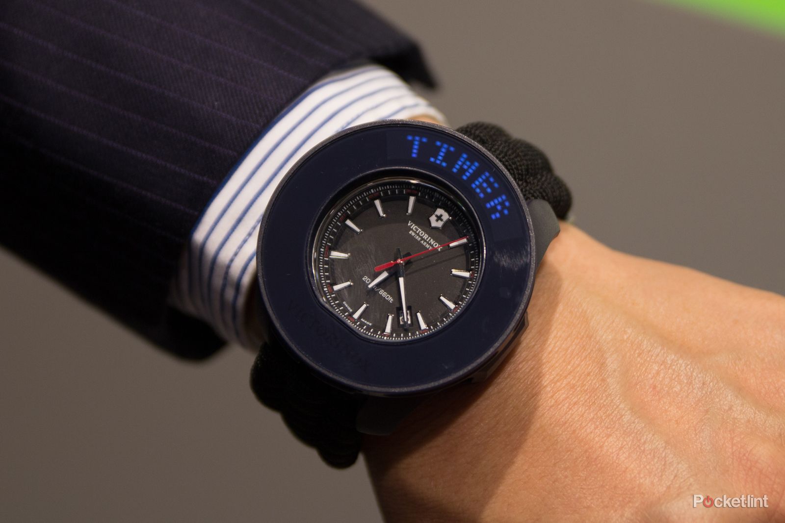 Victorinox Cybertool is a smart accessory for your analogue watch