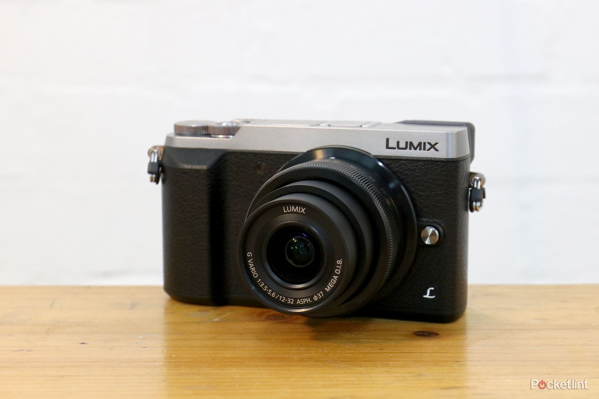 137204-cameras-review-