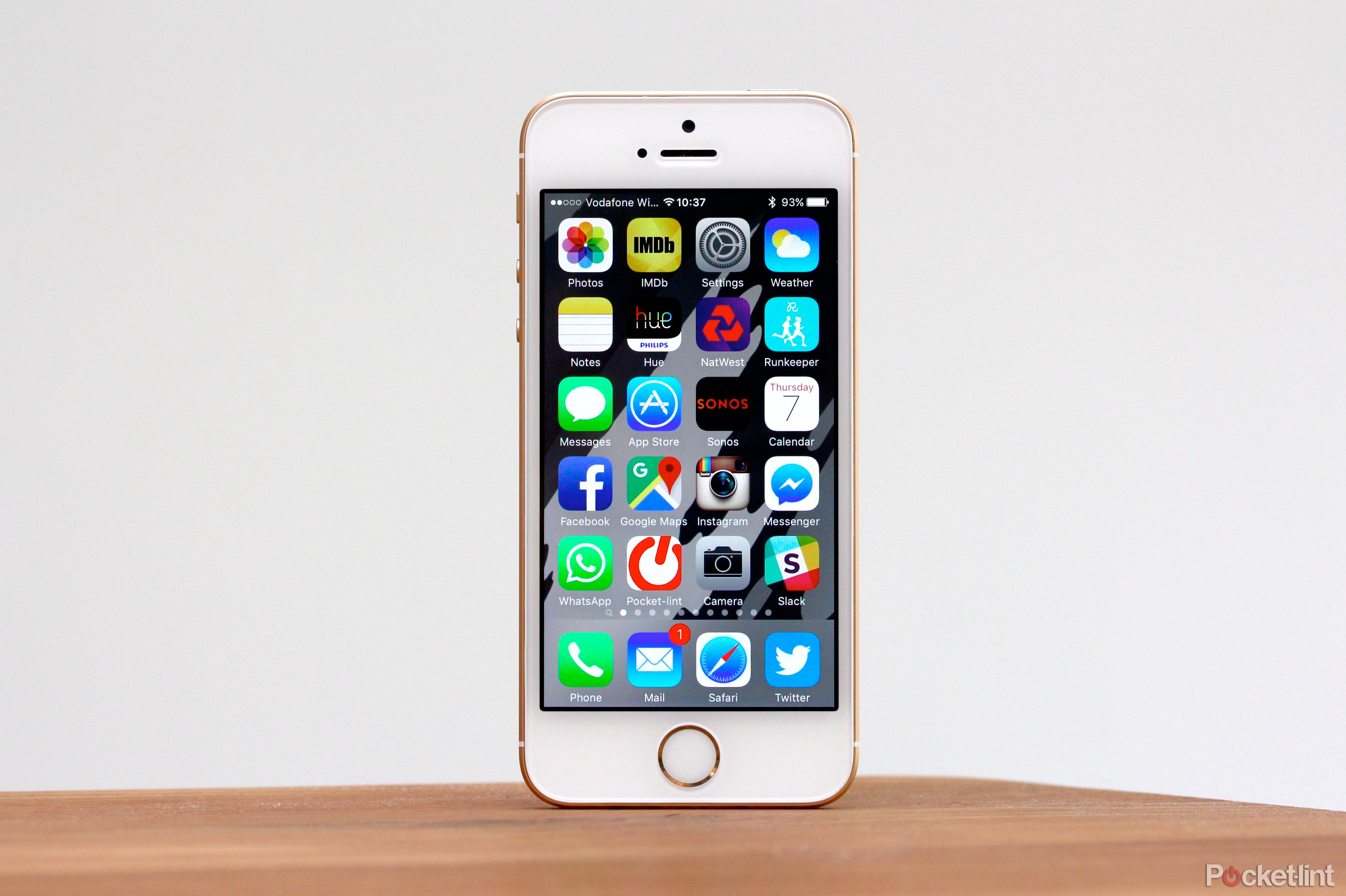 Apple iPhone SE review: Great things can come in small packages