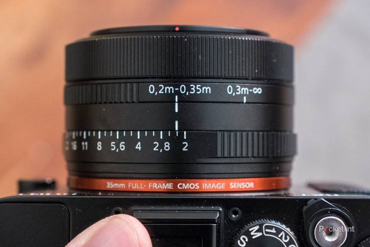 Sony Cyber-shot RX1R II review: Full-frame fun and foibles