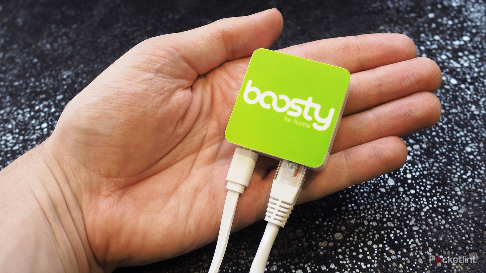 Boosty review: Banish broadband outage with this mini mobile-connected ...