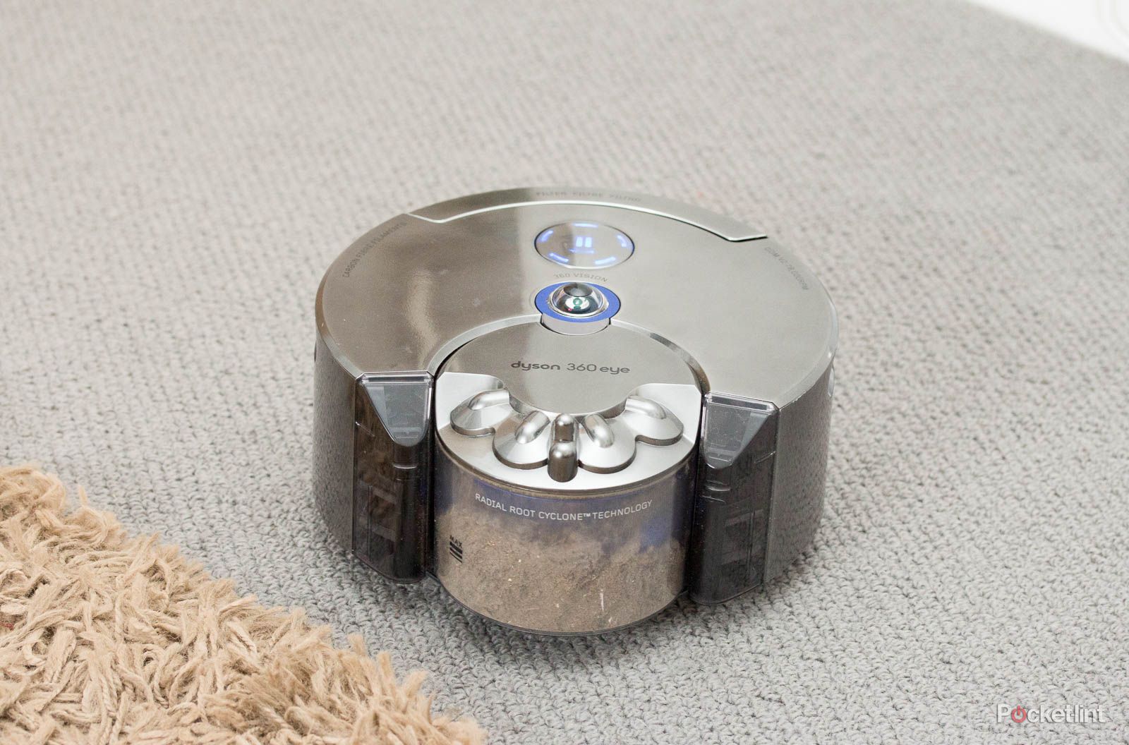 Dyson 360 Eye robot vacuum cleaner review: Finally, a robotic