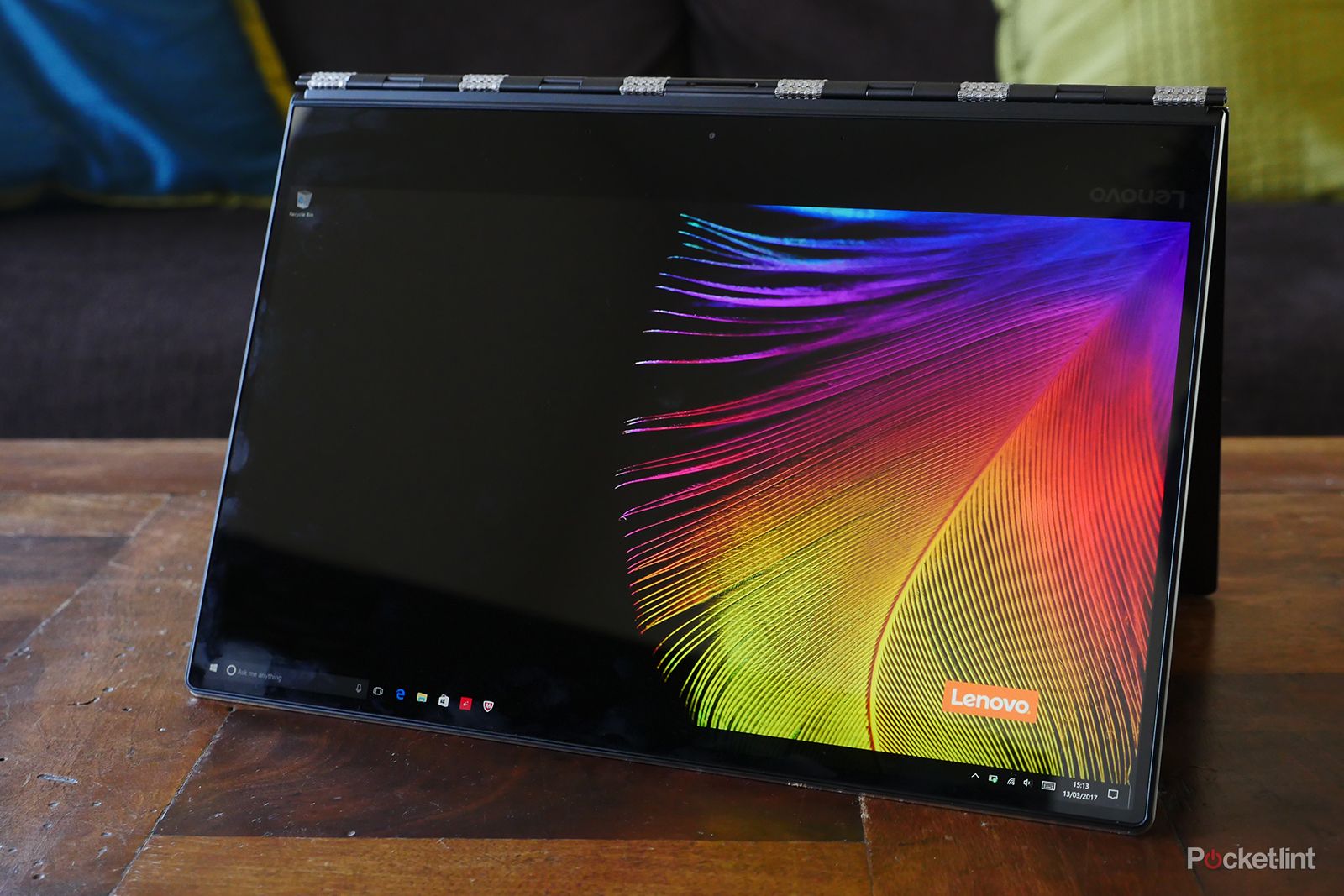 Lenovo Yoga 910 review: Fancy 4K meets fan-noise dismay