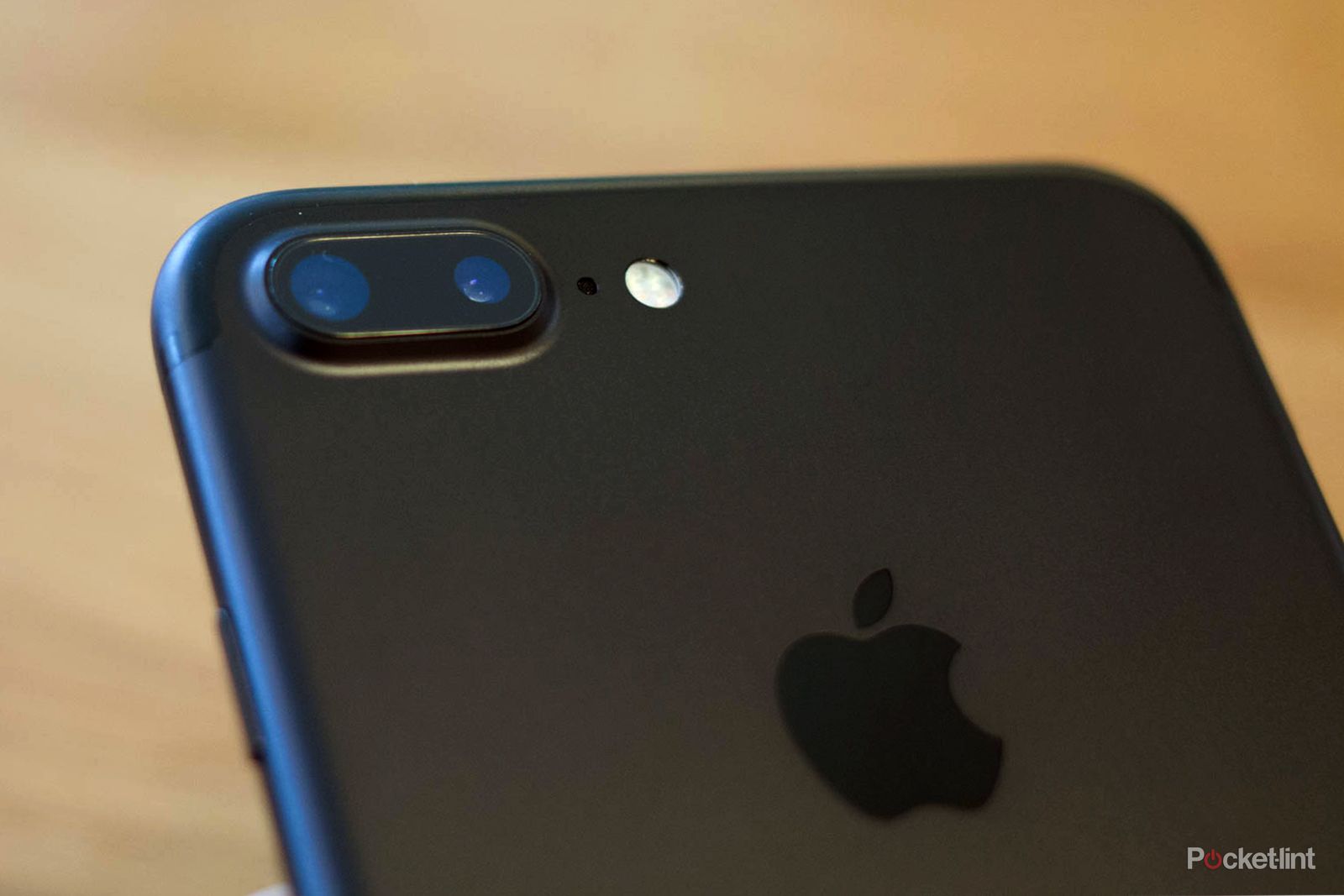 iPhone 7 Plus 5.5インチ Apple iPhone 7 PLUS + 5.5