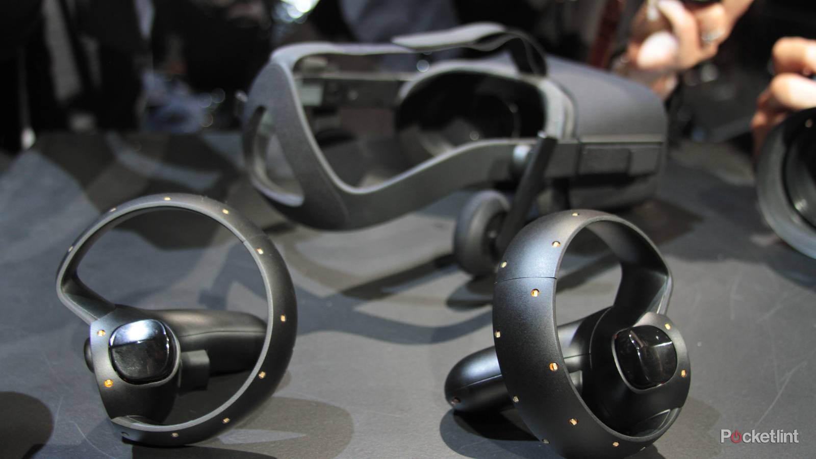 Oculus Touch controllers: When can you buy them and for how much?