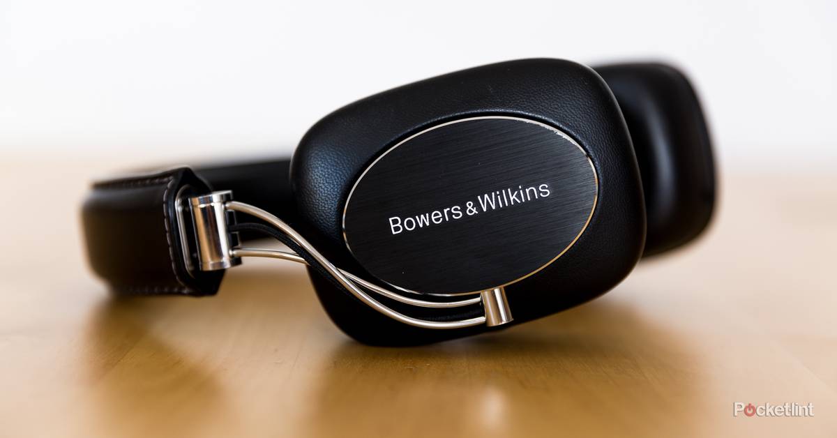 139112-headphones-review- 