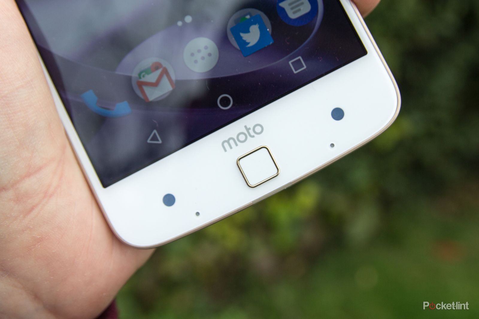 Motorola Moto Z review: A modular muddle