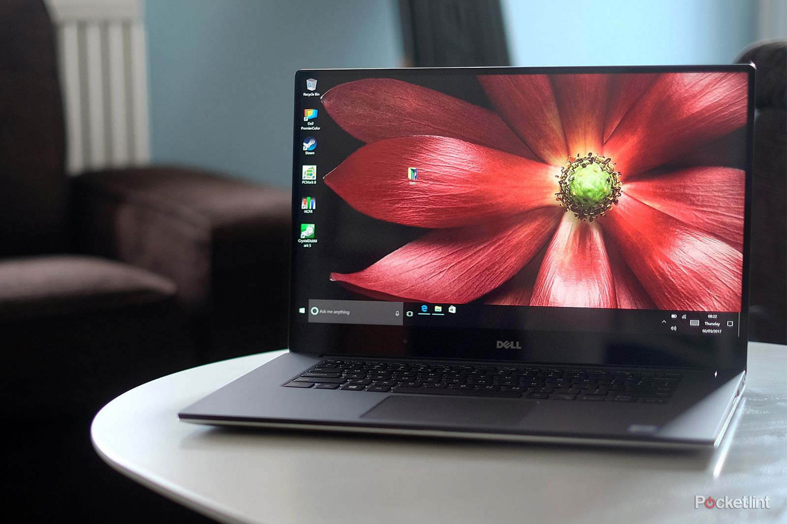 140476-laptops-review-dell-xps